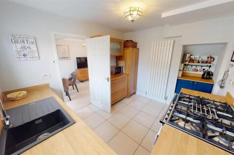 Central Drive Kitchen