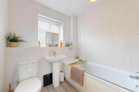Gormley Drive Bathroom