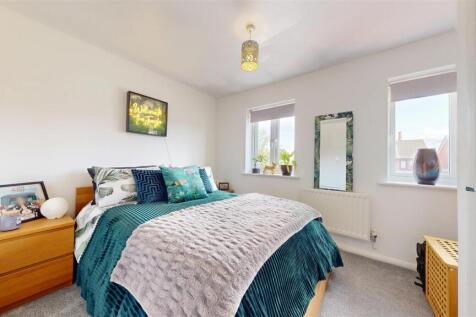 The Shires Bedroom