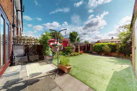 Marsland Grove Rear Garden