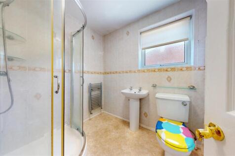 Ormskirk Road Shower Room