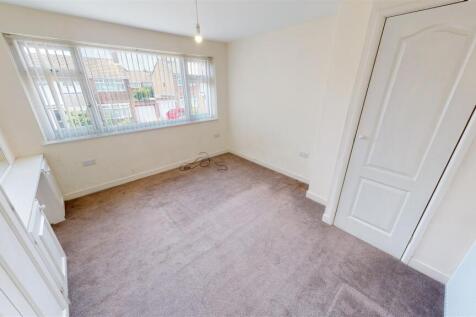 Central Drive Bedroom