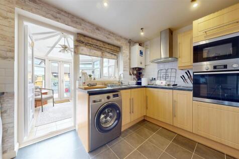 Hopkins Close Kitchen