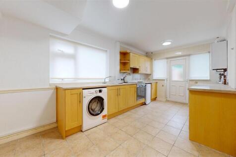 Stanley Avenue Kitchen