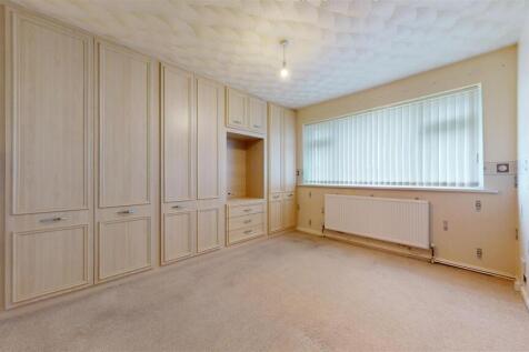 Stanley Avenue Bedroom
