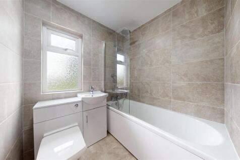 Higher Lane Bathroom