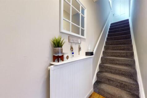 Barwell Avenue Hallway