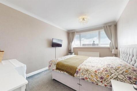 Barwell Avenue Bedroom