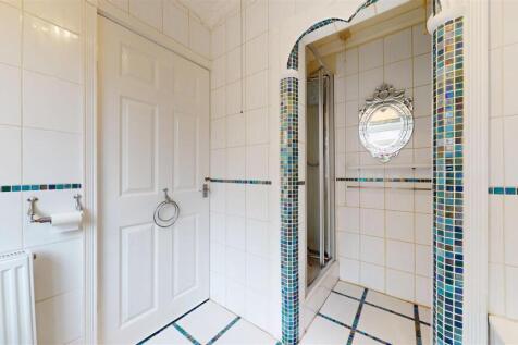 Teesdale Road Bathroom