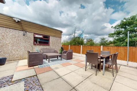 Brookside Way Rear Garden