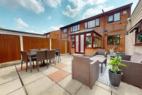 Brookside Way Rear Garden