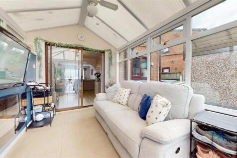 Brookside Way Conservatory