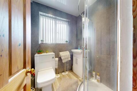 Ormskirk Road Shower Room