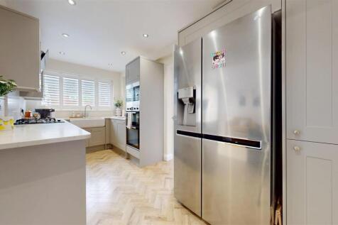 Paisley Avenue Kitchen