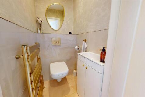 Paisley Avenue WC