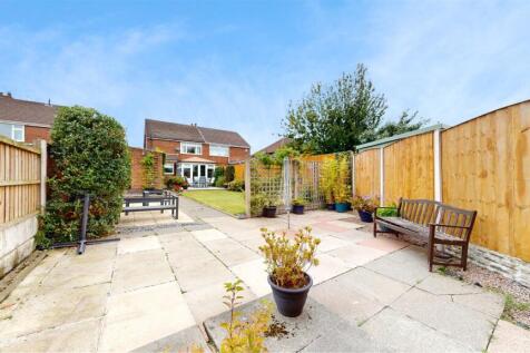 Broadway Rear Garden