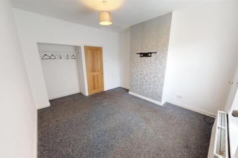 Derbyshire Hill Road Bedroom