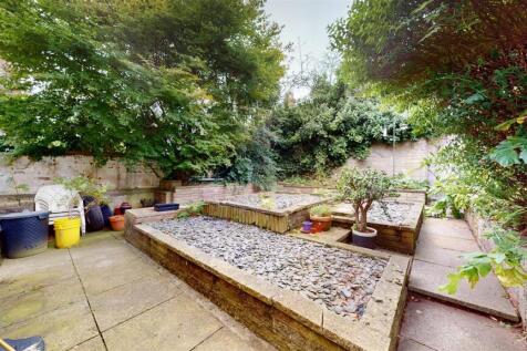 Mayville Road Rear Garden