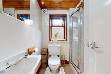 Mayville Road Bathroom