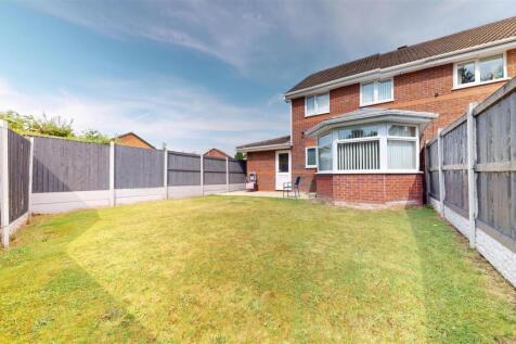Grantham Crescent Rear Garden