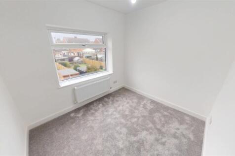Cross Pit Lane Bedroom
