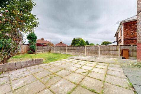 Leslie Road Rear Garden
