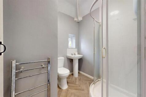 Leslie Road En-suite