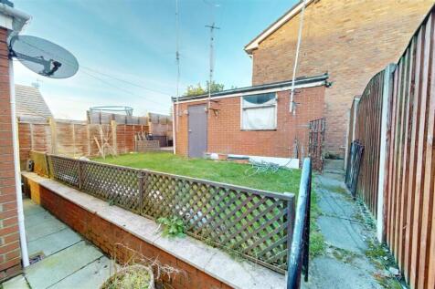 Ormskirk Road Rear Garden