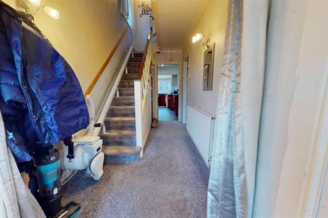 Ormskirk Road Hallway