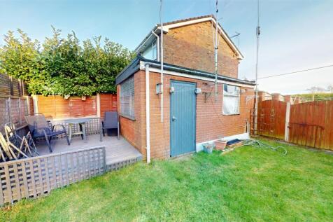 Ormskirk Road Rear Garden