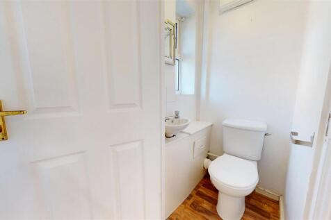 Bourne Gardens WC