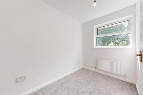 Bourne Gardens Bedroom