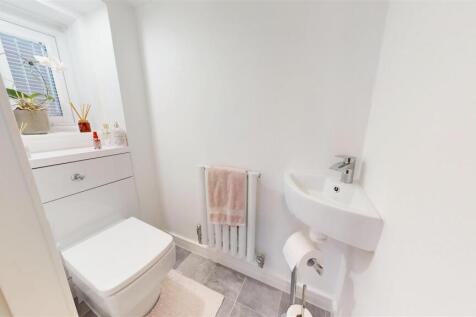 Whiteside Road Ground Floor W/C