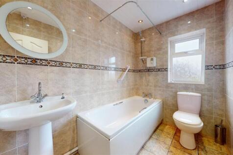 Reginald Road Bathroom