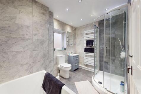 Leach Lane Bathroom