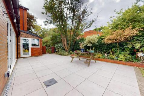 Leach Lane External