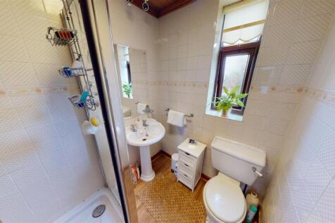 Liverpool Road Bathroom