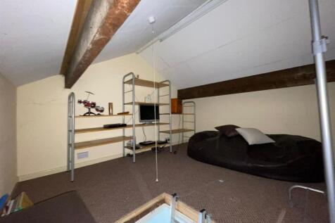 Liverpool Road Loft