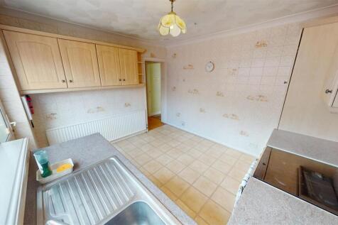 Hyacinth Close Kitchen