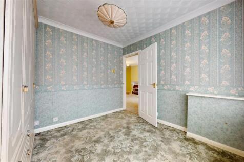 Hyacinth Close Bedroom