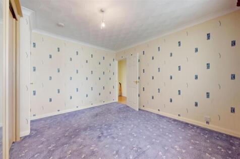 Hyacinth Close Bedroom