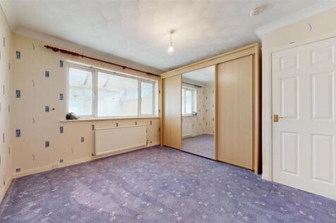Hyacinth Close Bedroom
