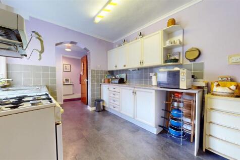 Carnegie Crescent Kitchen