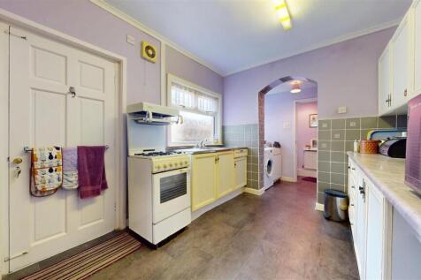 Carnegie Crescent Kitchen