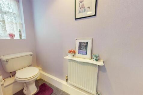 Carnegie Crescent WC