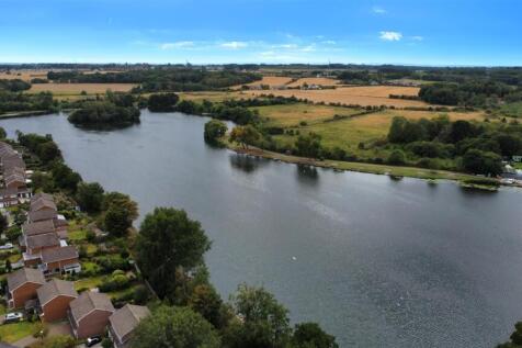 Pinfold Drive Mere