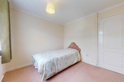 Woolacombe Avenue Bedroom