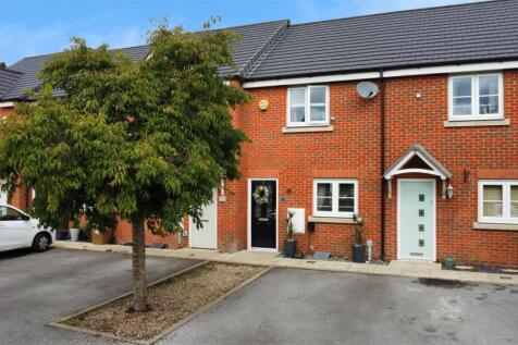 Deerfield Close For Sale