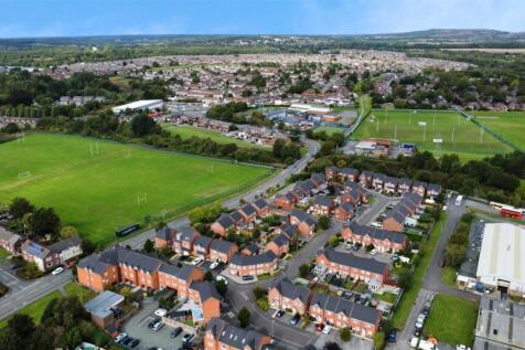 Deerfield Close For Sale