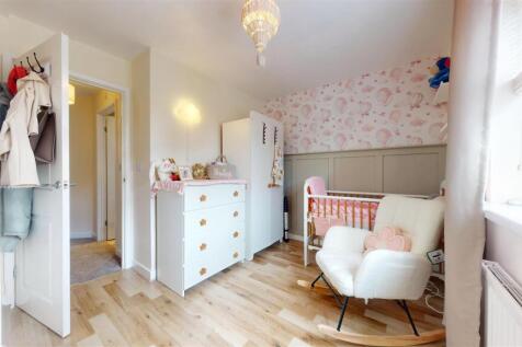 Deerfield Close Bedroom